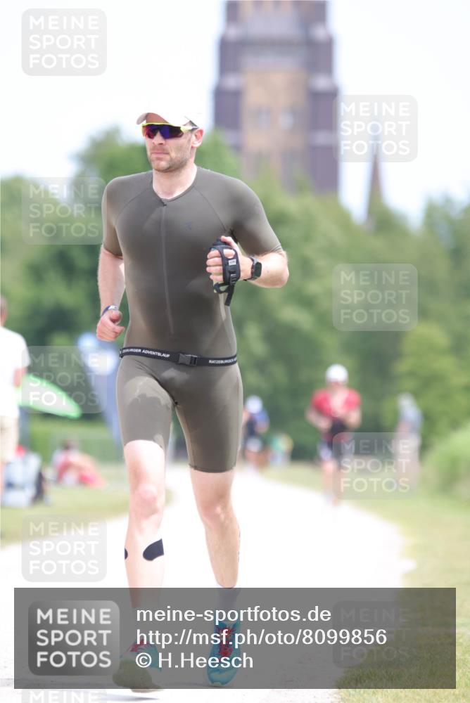 22.06.2025 - Viking Triathlon H.Heesch http://msf.ph/oto/8099856 22.06.2025 13:32:43 Laufen 335, 647 meine-sportfotos.de