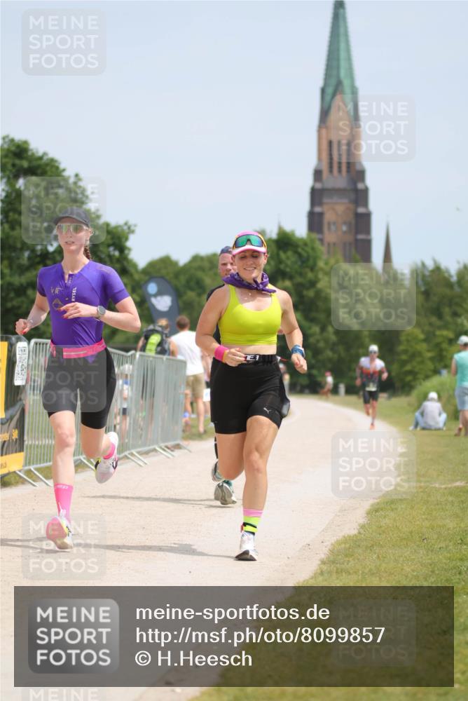 22.06.2025 - Viking Triathlon H.Heesch http://msf.ph/oto/8099857 22.06.2025 13:17:41 Laufen 195, 299, 612 meine-sportfotos.de