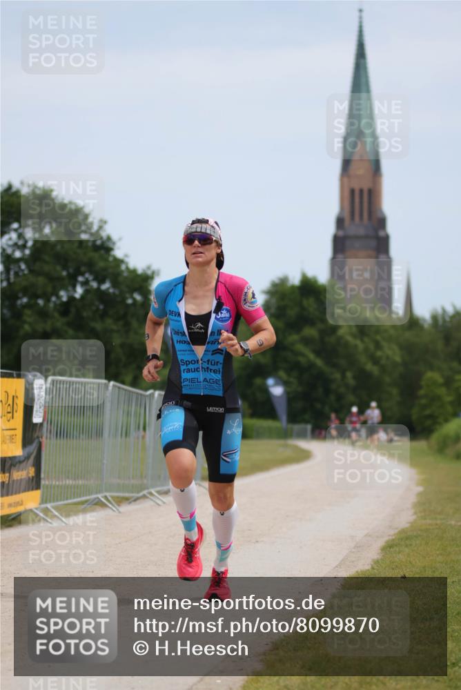 22.06.2025 - Viking Triathlon H.Heesch http://msf.ph/oto/8099870 22.06.2025 12:48:21 Laufen 9 meine-sportfotos.de