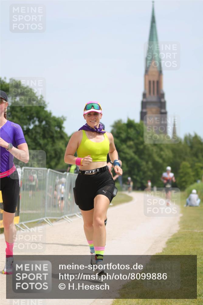 22.06.2025 - Viking Triathlon H.Heesch http://msf.ph/oto/8099886 22.06.2025 13:17:42 Laufen 195, 299, 612 meine-sportfotos.de