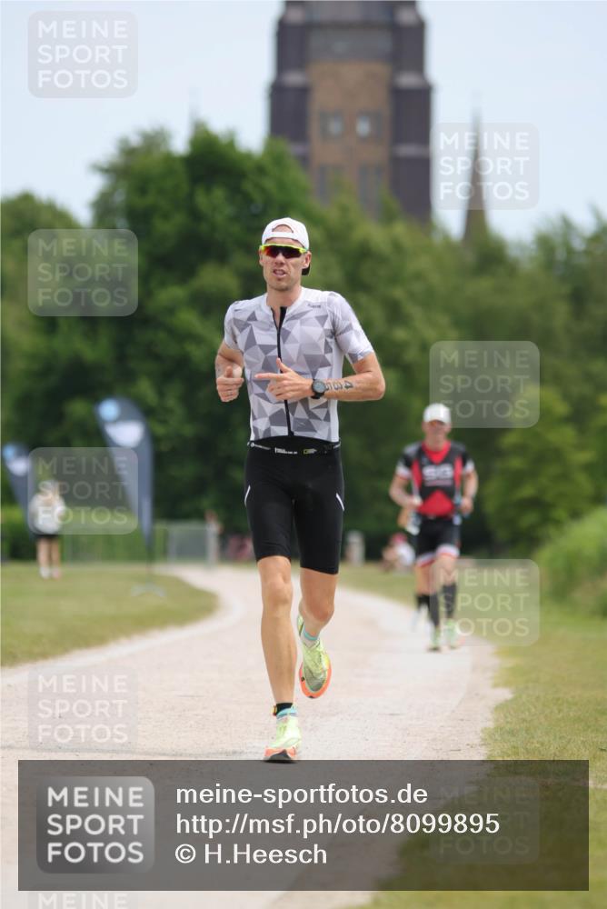22.06.2025 - Viking Triathlon H.Heesch http://msf.ph/oto/8099895 22.06.2025 12:48:38 Laufen 485 meine-sportfotos.de