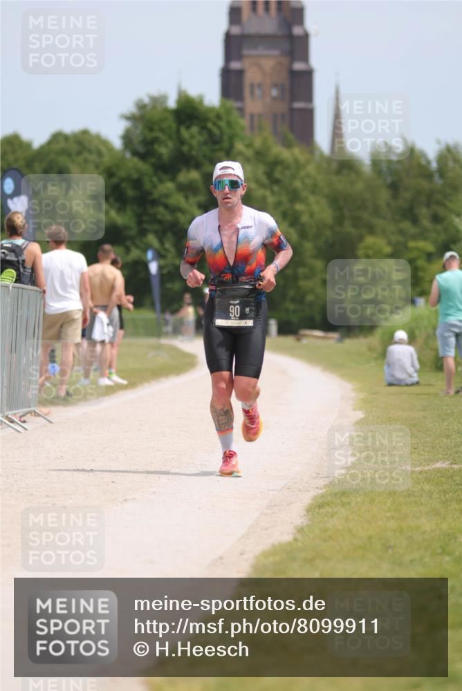 22.06.2025 - Viking Triathlon H.Heesch http://msf.ph/oto/8099911 22.06.2025 13:17:49 Laufen 90 meine-sportfotos.de