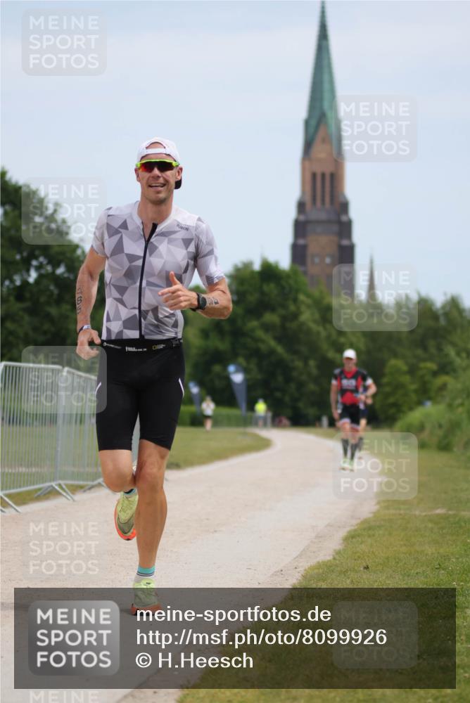 22.06.2025 - Viking Triathlon H.Heesch http://msf.ph/oto/8099926 22.06.2025 12:48:41 Laufen 485 meine-sportfotos.de