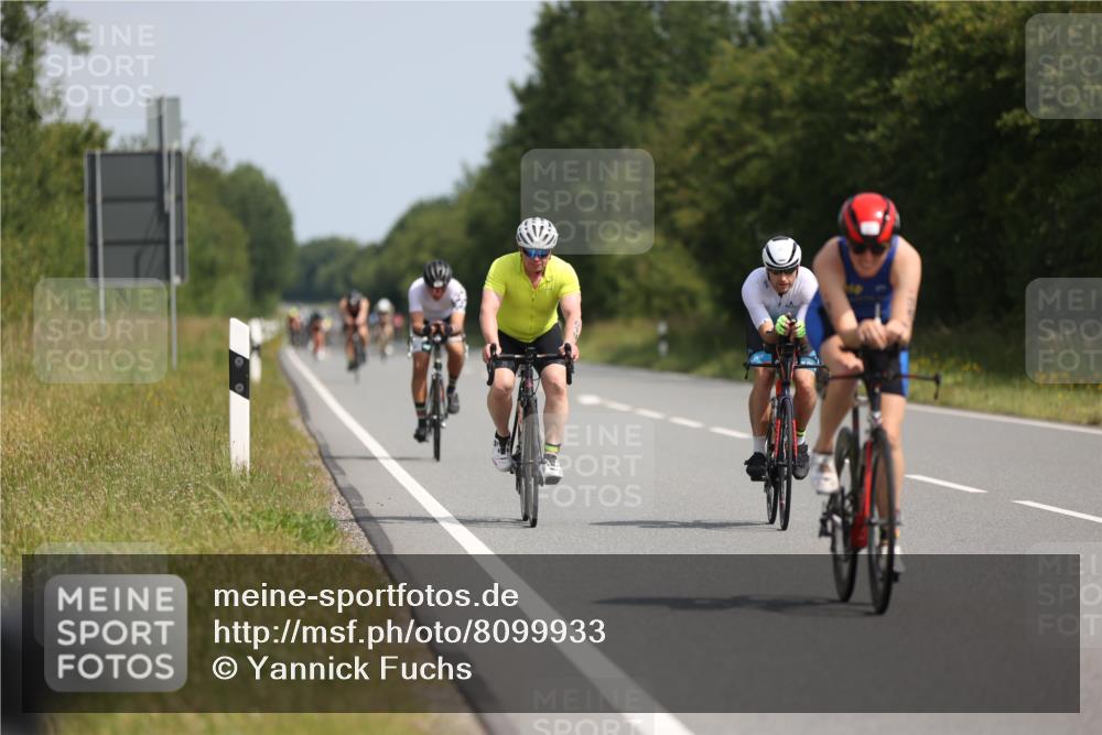 22.06.2025 - Viking Triathlon Yannick Fuchs http://msf.ph/oto/8099933 22.06.2025 11:24:17 Radfahren 241, 313, 366, 383, 396, 540, 618 meine-sportfotos.de