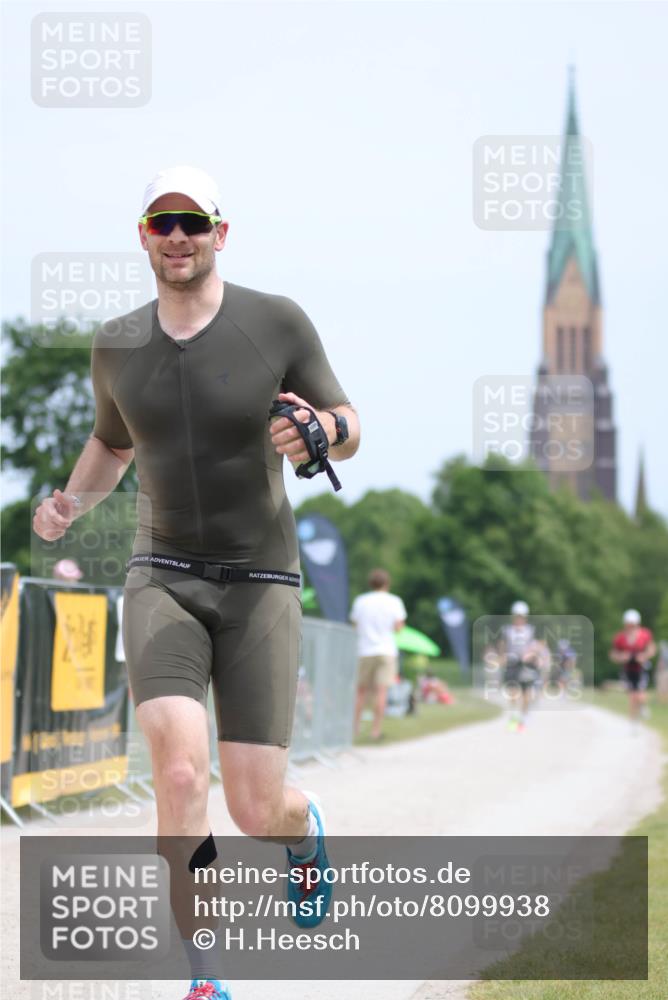 22.06.2025 - Viking Triathlon H.Heesch http://msf.ph/oto/8099938 22.06.2025 13:32:45 Laufen 335 meine-sportfotos.de