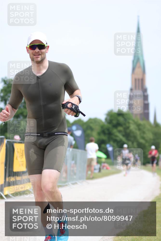 22.06.2025 - Viking Triathlon H.Heesch http://msf.ph/oto/8099947 22.06.2025 13:32:45 Laufen 335 meine-sportfotos.de