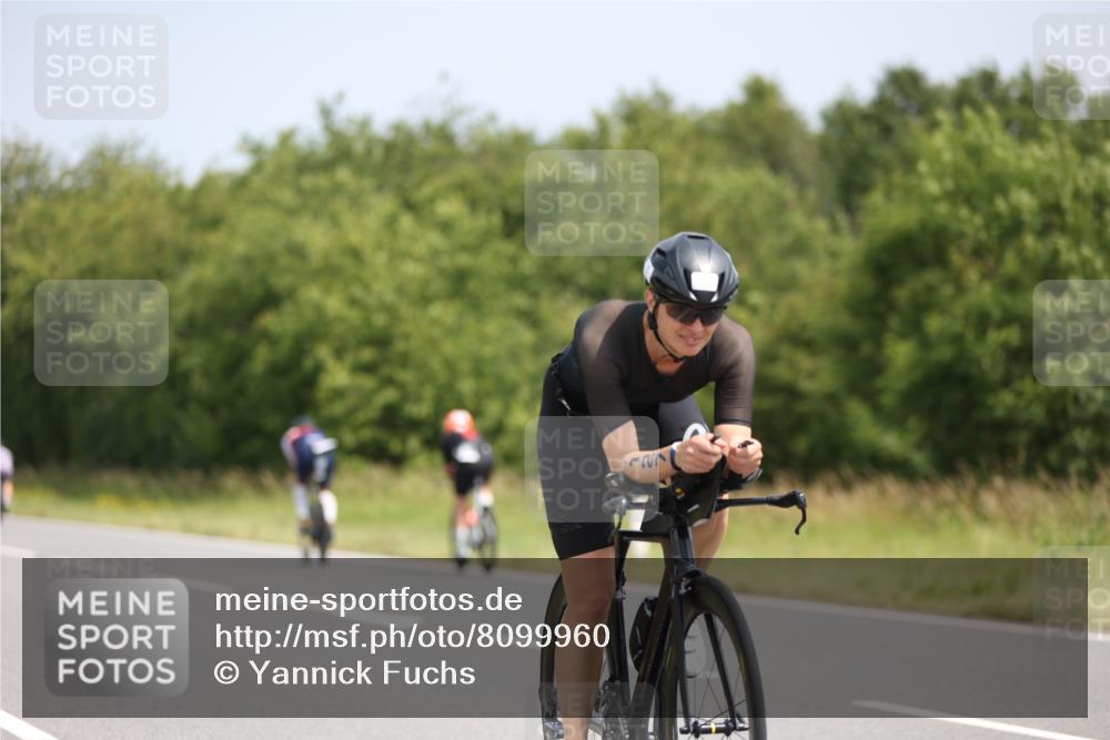 22.06.2025 - Viking Triathlon Yannick Fuchs http://msf.ph/oto/8099960 22.06.2025 12:02:52 Radfahren 19, 39, 84, 127, 137, 240, 244, 377, 531 meine-sportfotos.de