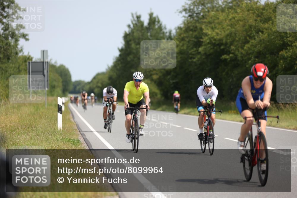 22.06.2025 - Viking Triathlon Yannick Fuchs http://msf.ph/oto/8099964 22.06.2025 11:24:17 Radfahren 241, 313, 366, 383, 396, 540, 618 meine-sportfotos.de