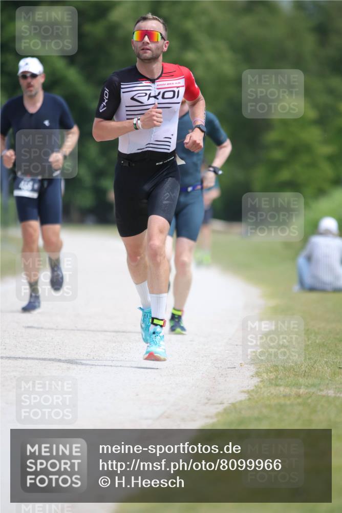 22.06.2025 - Viking Triathlon H.Heesch http://msf.ph/oto/8099966 22.06.2025 13:18:12 Laufen 550, 652 meine-sportfotos.de
