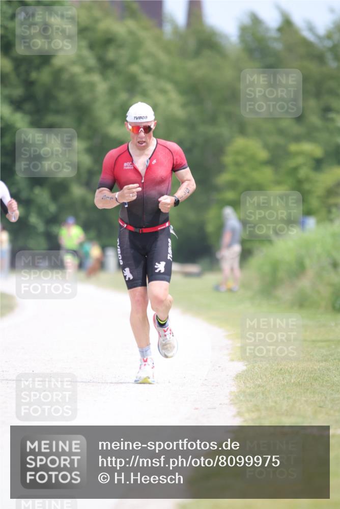 22.06.2025 - Viking Triathlon H.Heesch http://msf.ph/oto/8099975 22.06.2025 13:32:51 Laufen 284, 416, 511 meine-sportfotos.de