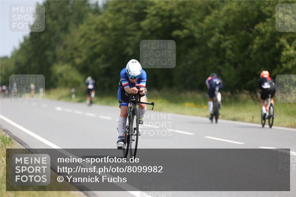 22.06.2025 - Viking Triathlon Yannick Fuchs http://msf.ph/oto/8099982 22.06.2025 12:02:53 Radfahren 39, 69, 84, 127, 137, 240, 244, 377, 531 meine-sportfotos.de