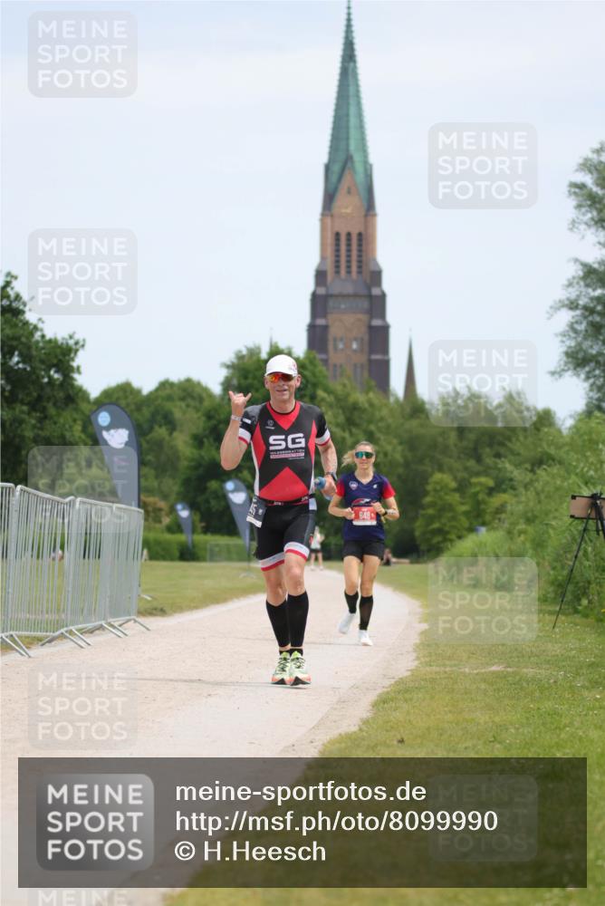 22.06.2025 - Viking Triathlon H.Heesch http://msf.ph/oto/8099990 22.06.2025 12:48:47 Laufen 145, 648 meine-sportfotos.de