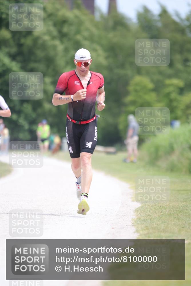 22.06.2025 - Viking Triathlon H.Heesch http://msf.ph/oto/8100000 22.06.2025 13:32:51 Laufen 284, 416, 511 meine-sportfotos.de