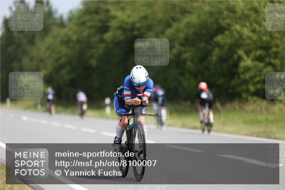22.06.2025 - Viking Triathlon Yannick Fuchs http://msf.ph/oto/8100007 22.06.2025 12:02:53 Radfahren 39, 69, 84, 127, 137, 240, 244, 377, 531 meine-sportfotos.de