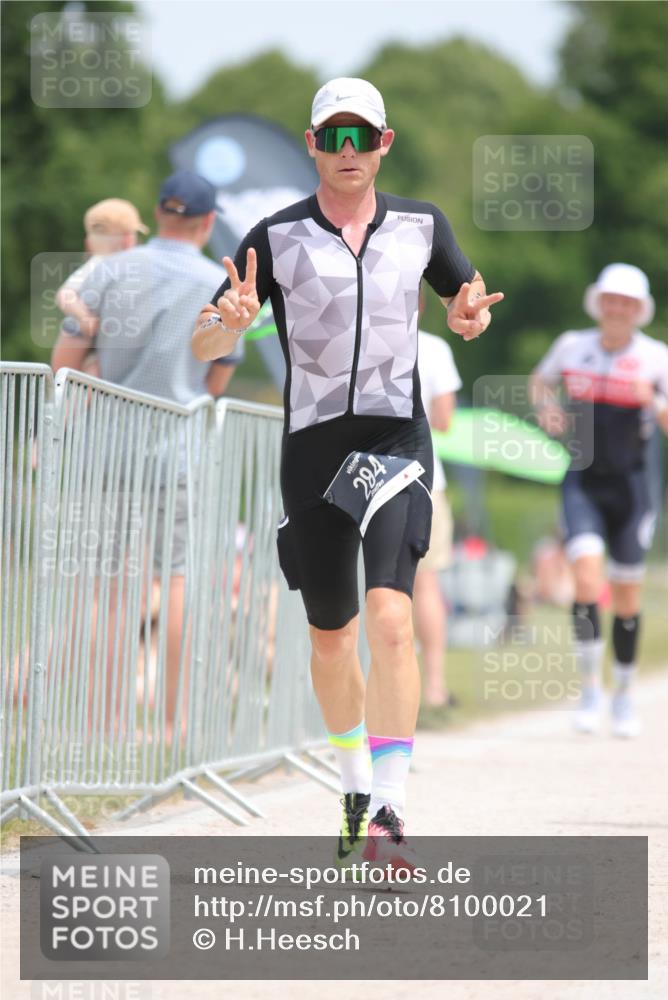 22.06.2025 - Viking Triathlon H.Heesch http://msf.ph/oto/8100021 22.06.2025 13:32:52 Laufen 284, 416, 511 meine-sportfotos.de