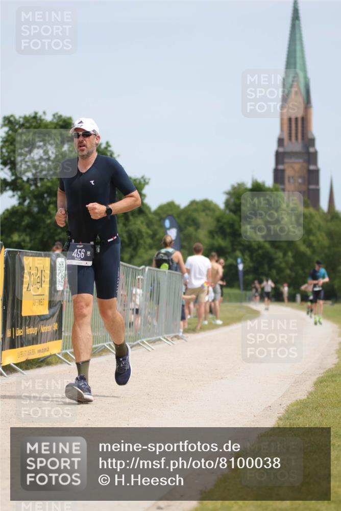 22.06.2025 - Viking Triathlon H.Heesch http://msf.ph/oto/8100038 22.06.2025 13:18:20 Laufen 456, 550, 652 meine-sportfotos.de