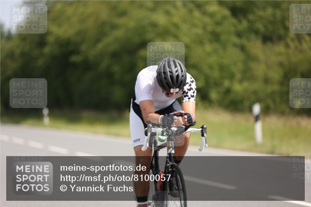22.06.2025 - Viking Triathlon Yannick Fuchs http://msf.ph/oto/8100057 22.06.2025 11:24:21 Radfahren 160, 241, 319, 366, 383, 518, 540, 618 meine-sportfotos.de