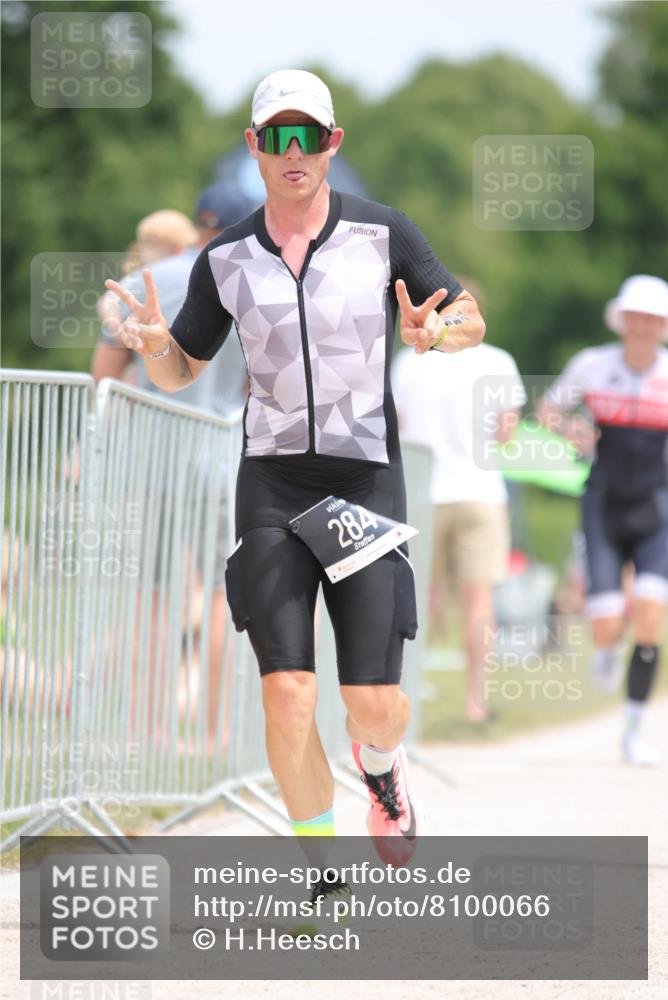 22.06.2025 - Viking Triathlon H.Heesch http://msf.ph/oto/8100066 22.06.2025 13:32:53 Laufen 284, 416, 511 meine-sportfotos.de
