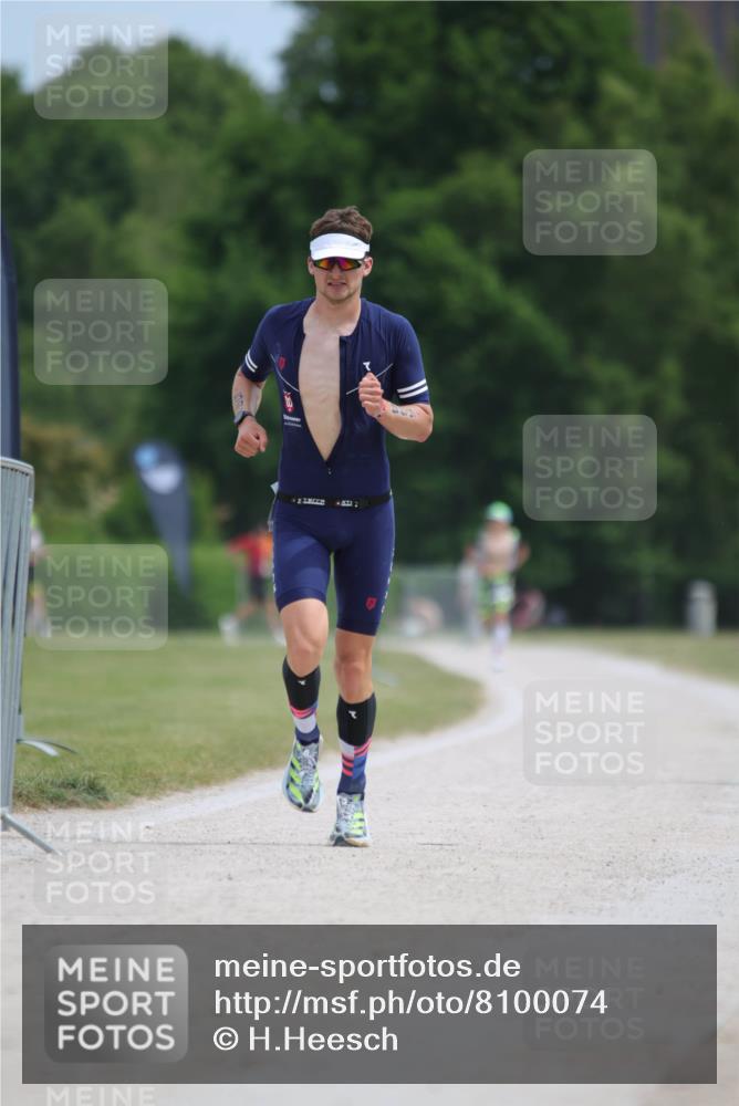 22.06.2025 - Viking Triathlon H.Heesch http://msf.ph/oto/8100074 22.06.2025 12:49:32 Laufen 347, 544 meine-sportfotos.de