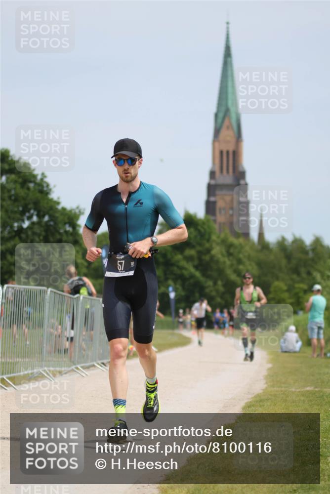 22.06.2025 - Viking Triathlon H.Heesch http://msf.ph/oto/8100116 22.06.2025 13:18:30 Laufen 57, 296 meine-sportfotos.de