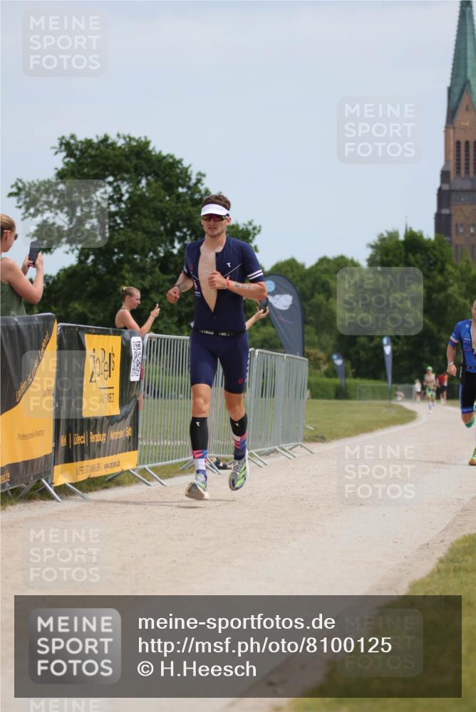 22.06.2025 - Viking Triathlon H.Heesch http://msf.ph/oto/8100125 22.06.2025 12:49:36 Laufen 347, 544 meine-sportfotos.de