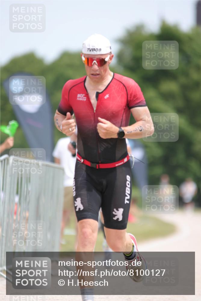 22.06.2025 - Viking Triathlon H.Heesch http://msf.ph/oto/8100127 22.06.2025 13:32:54 Laufen 284, 416, 511 meine-sportfotos.de