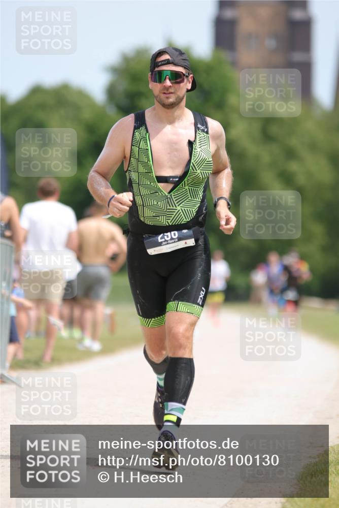 22.06.2025 - Viking Triathlon H.Heesch http://msf.ph/oto/8100130 22.06.2025 13:18:35 Laufen 57, 296 meine-sportfotos.de