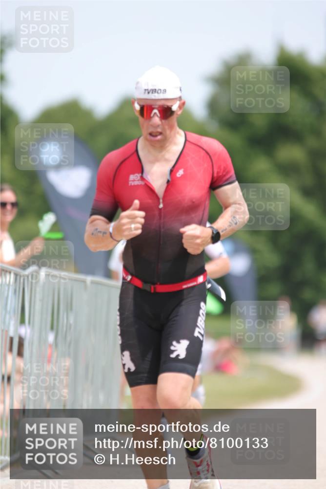 22.06.2025 - Viking Triathlon H.Heesch http://msf.ph/oto/8100133 22.06.2025 13:32:54 Laufen 284, 416, 511 meine-sportfotos.de