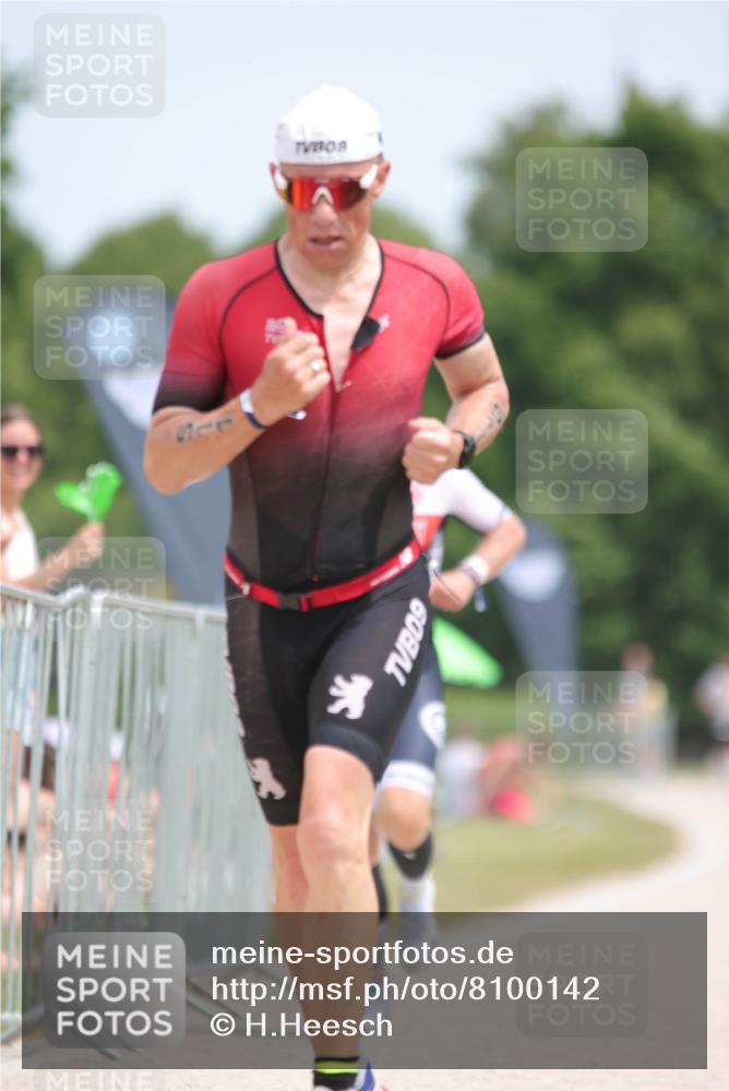 22.06.2025 - Viking Triathlon H.Heesch http://msf.ph/oto/8100142 22.06.2025 13:32:54 Laufen 284, 416, 511 meine-sportfotos.de