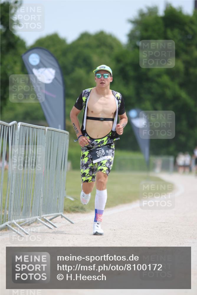 22.06.2025 - Viking Triathlon H.Heesch http://msf.ph/oto/8100172 22.06.2025 12:49:51 Laufen 368 meine-sportfotos.de