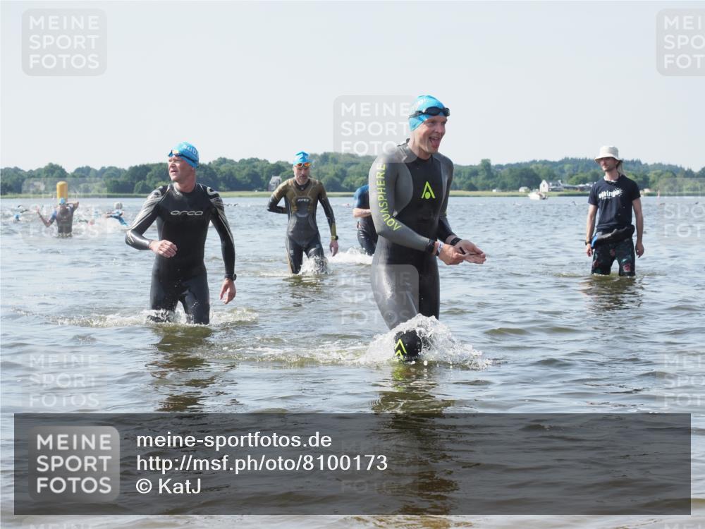 22.06.2025 - Viking Triathlon KatJ http://msf.ph/oto/8100173 22.06.2025 10:33:02 Schwimmen 91, 113, 287, 399 meine-sportfotos.de