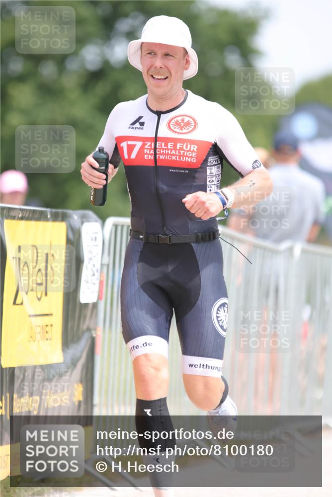 22.06.2025 - Viking Triathlon H.Heesch http://msf.ph/oto/8100180 22.06.2025 13:32:57 Laufen 284, 416, 511 meine-sportfotos.de