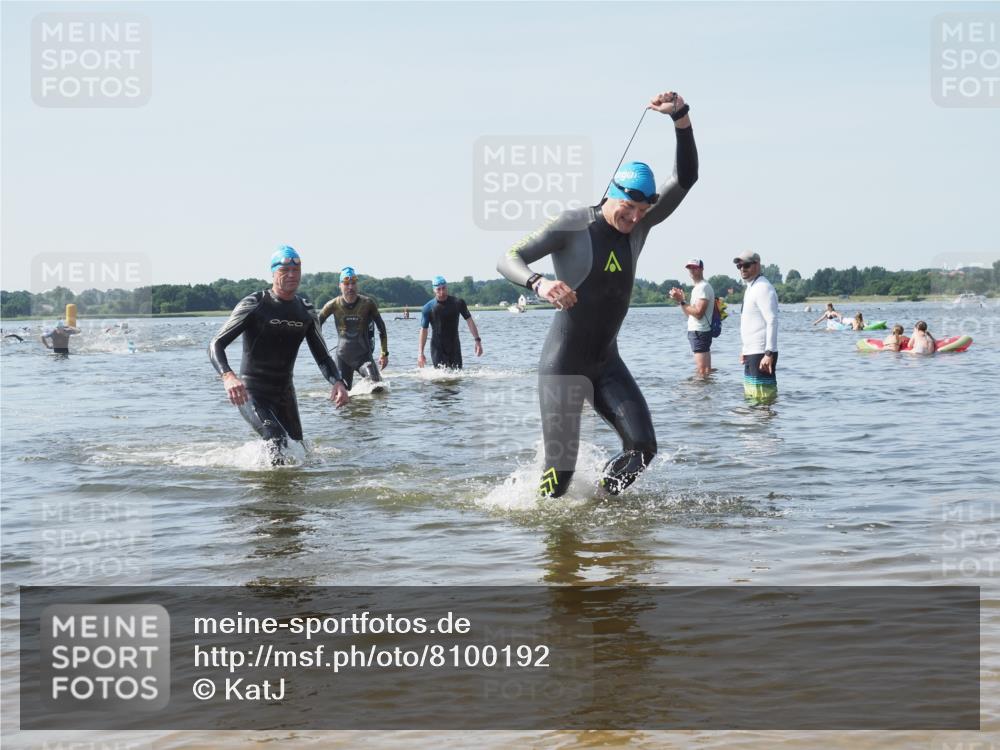 22.06.2025 - Viking Triathlon KatJ http://msf.ph/oto/8100192 22.06.2025 10:33:04 Schwimmen 91, 113, 287, 399 meine-sportfotos.de