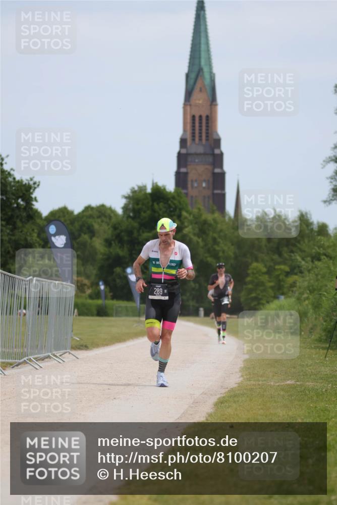 22.06.2025 - Viking Triathlon H.Heesch http://msf.ph/oto/8100207 22.06.2025 12:50:04 Laufen 33, 289 meine-sportfotos.de