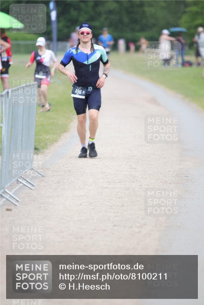 22.06.2025 - Viking Triathlon H.Heesch http://msf.ph/oto/8100211 22.06.2025 16:37:59 Laufen  meine-sportfotos.de