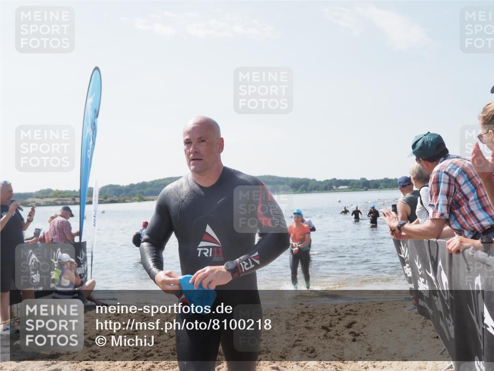 22.06.2025 - Viking Triathlon MichiJ http://msf.ph/oto/8100218 22.06.2025 10:44:30 Schwimmen 130, 205, 219 meine-sportfotos.de