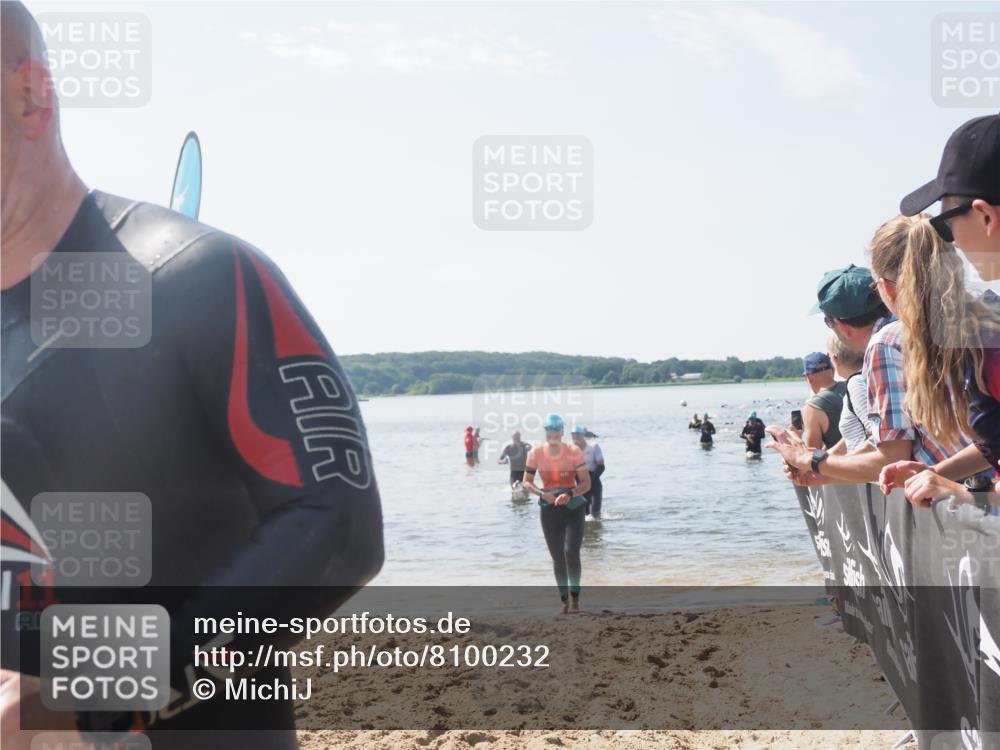 22.06.2025 - Viking Triathlon MichiJ http://msf.ph/oto/8100232 22.06.2025 10:44:31 Schwimmen 130, 205, 219 meine-sportfotos.de