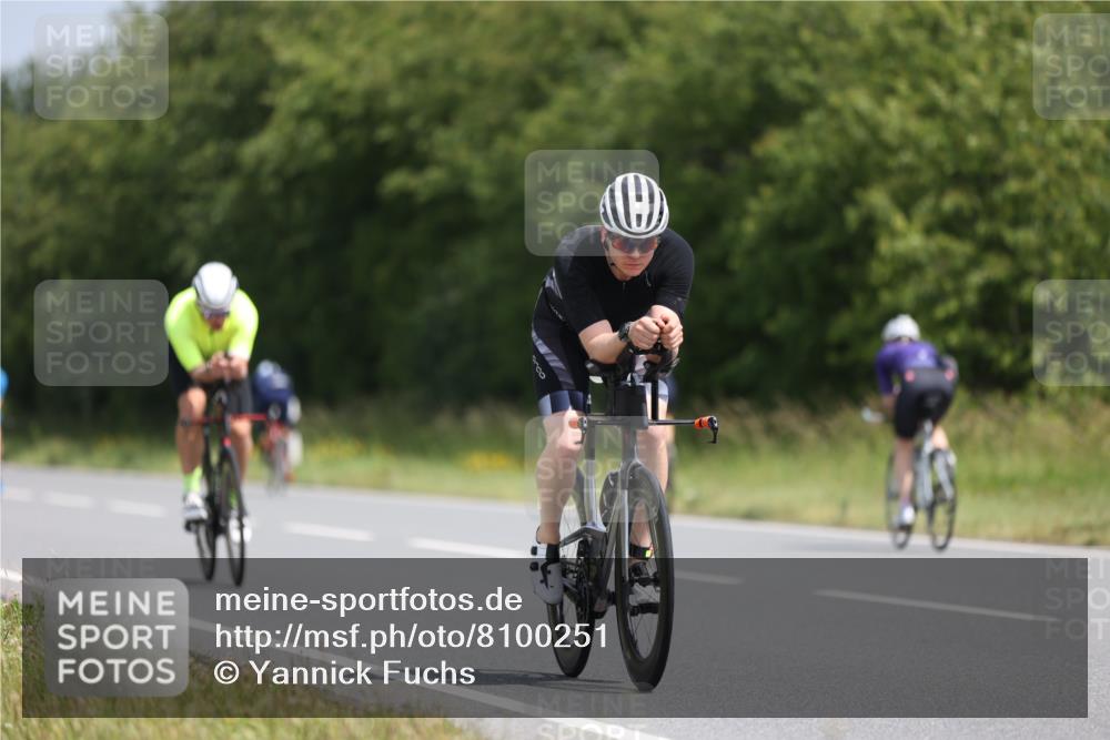 22.06.2025 - Viking Triathlon Yannick Fuchs http://msf.ph/oto/8100251 22.06.2025 12:03:16 Radfahren 113, 123, 135, 224, 226, 243, 312, 315, 393, 461, 549 meine-sportfotos.de