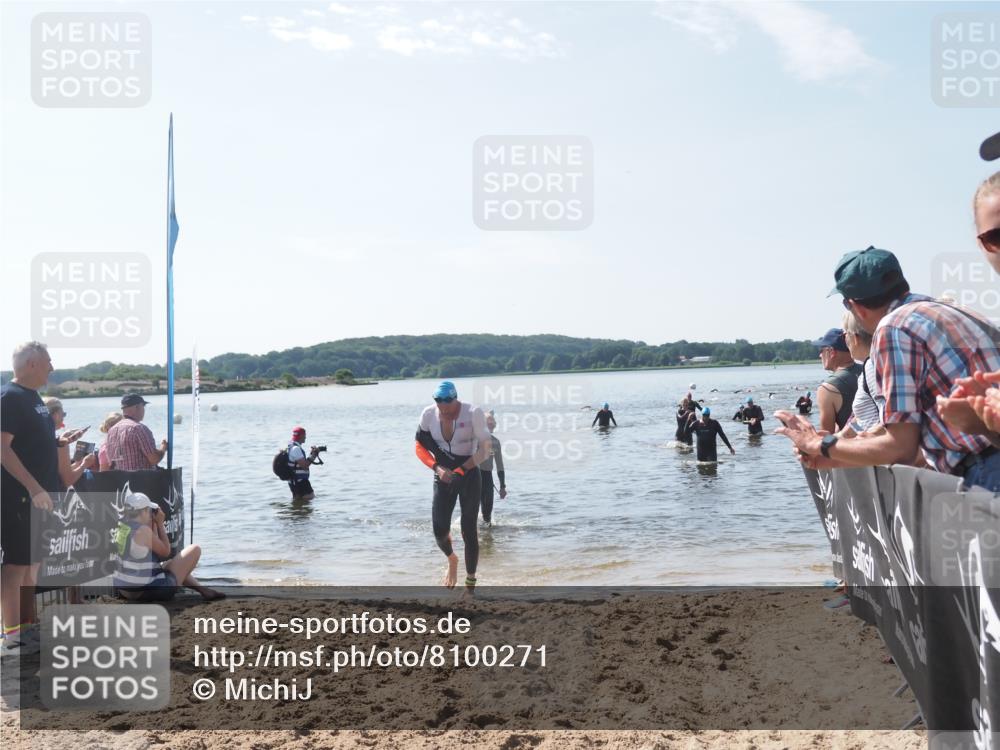 22.06.2025 - Viking Triathlon MichiJ http://msf.ph/oto/8100271 22.06.2025 10:44:38 Schwimmen 18, 205, 219, 440, 446 meine-sportfotos.de