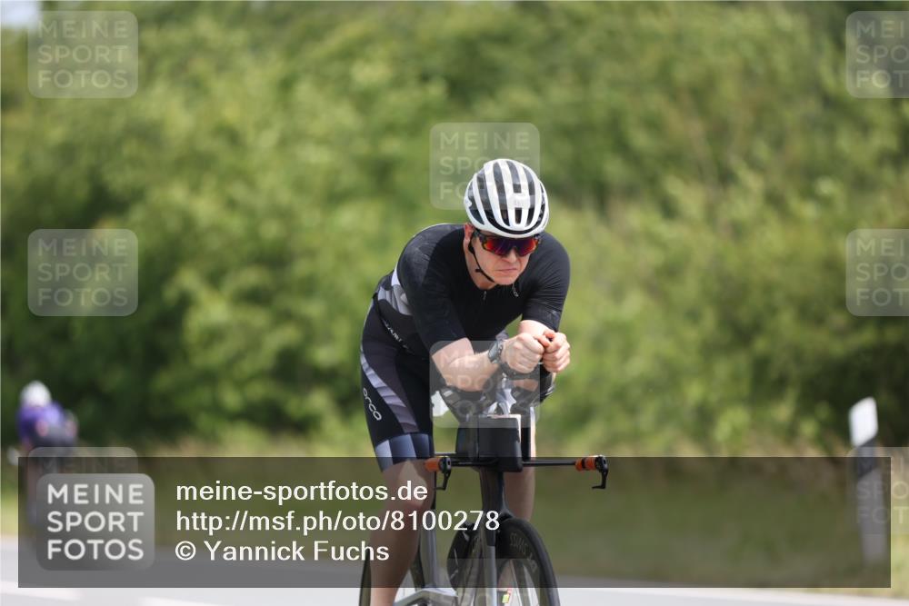 22.06.2025 - Viking Triathlon Yannick Fuchs http://msf.ph/oto/8100278 22.06.2025 12:03:17 Radfahren 113, 123, 135, 224, 226, 243, 312, 315, 393, 461, 549 meine-sportfotos.de