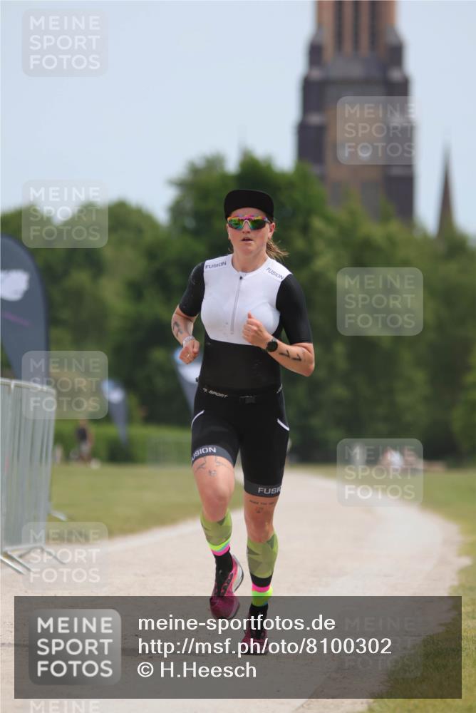22.06.2025 - Viking Triathlon H.Heesch http://msf.ph/oto/8100302 22.06.2025 12:50:16 Laufen 11, 258, 367 meine-sportfotos.de