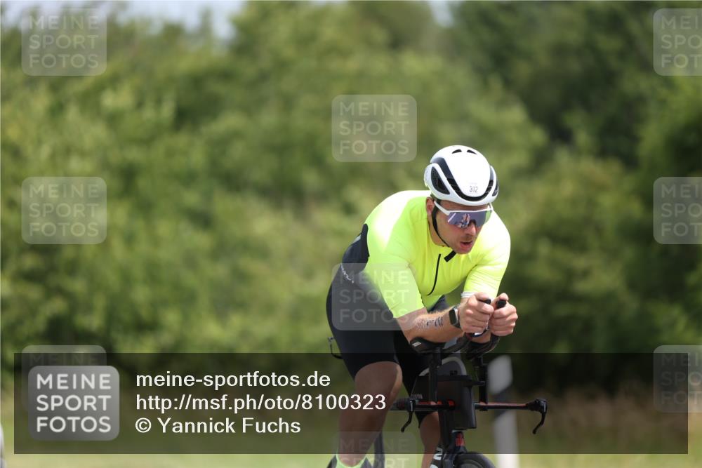 22.06.2025 - Viking Triathlon Yannick Fuchs http://msf.ph/oto/8100323 22.06.2025 12:03:18 Radfahren 113, 123, 135, 224, 226, 243, 312, 315, 461, 549, 619 meine-sportfotos.de