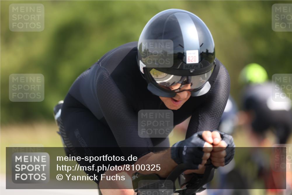 22.06.2025 - Viking Triathlon Yannick Fuchs http://msf.ph/oto/8100325 22.06.2025 11:24:34 Radfahren 10, 122, 178, 247, 319, 518, 526, 544, 617, 620 meine-sportfotos.de