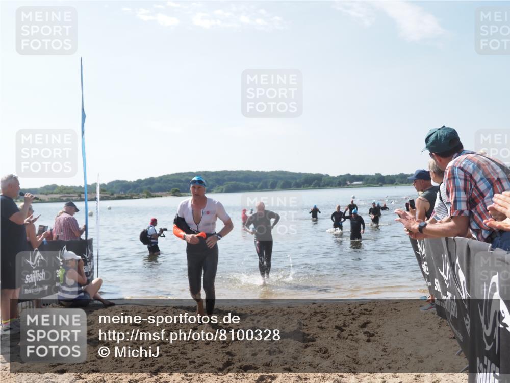 22.06.2025 - Viking Triathlon MichiJ http://msf.ph/oto/8100328 22.06.2025 10:44:40 Schwimmen 18, 205, 219, 440, 446 meine-sportfotos.de