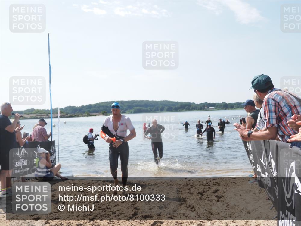 22.06.2025 - Viking Triathlon MichiJ http://msf.ph/oto/8100333 22.06.2025 10:44:40 Schwimmen 18, 205, 219, 440, 446 meine-sportfotos.de