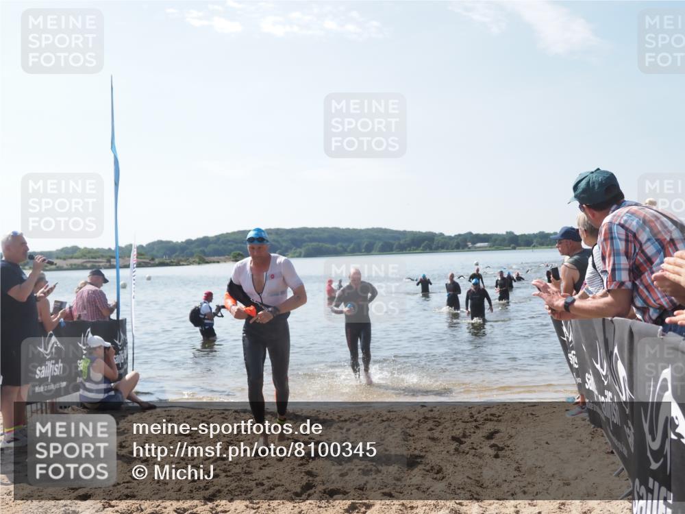 22.06.2025 - Viking Triathlon MichiJ http://msf.ph/oto/8100345 22.06.2025 10:44:40 Schwimmen 18, 205, 219, 440, 446 meine-sportfotos.de