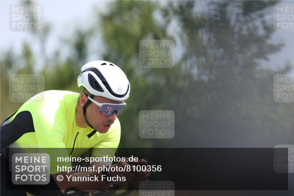 22.06.2025 - Viking Triathlon Yannick Fuchs http://msf.ph/oto/8100356 22.06.2025 12:03:19 Radfahren 113, 123, 135, 224, 226, 243, 312, 315, 461, 549, 619 meine-sportfotos.de