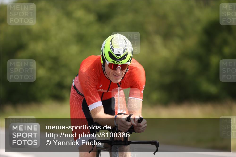22.06.2025 - Viking Triathlon Yannick Fuchs http://msf.ph/oto/8100386 22.06.2025 11:24:46 Radfahren 107, 204, 603 meine-sportfotos.de