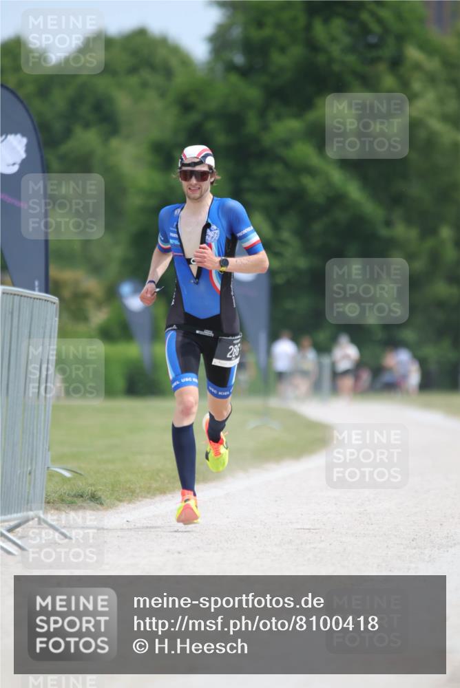 22.06.2025 - Viking Triathlon H.Heesch http://msf.ph/oto/8100418 22.06.2025 12:51:10 Laufen 286 meine-sportfotos.de