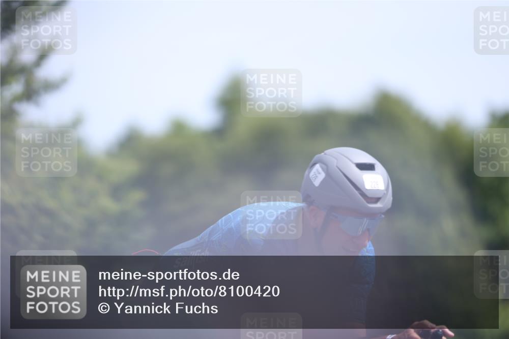 22.06.2025 - Viking Triathlon Yannick Fuchs http://msf.ph/oto/8100420 22.06.2025 12:03:21 Radfahren 113, 123, 224, 226, 243, 312, 315, 461, 549, 619 meine-sportfotos.de